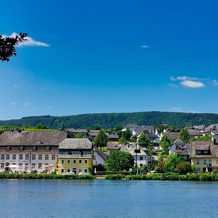 Hotel- Weingut- Moselloreley Piesport Eksteriør bilde
