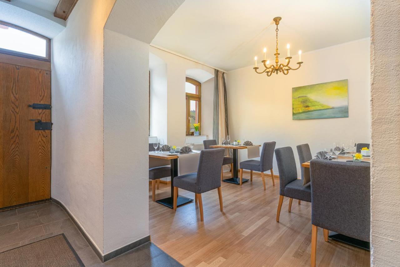 Hotel- Weingut- Moselloreley Piesport Eksteriør bilde