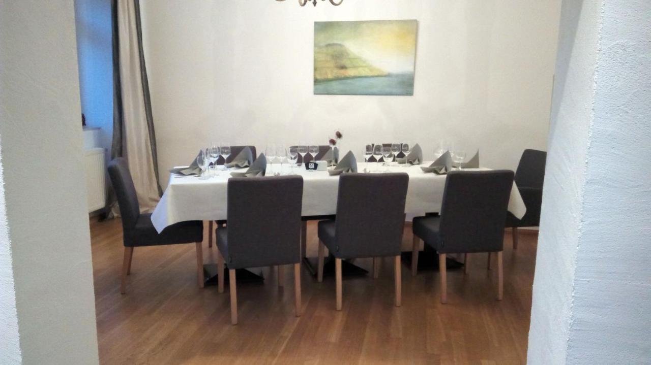 Hotel- Weingut- Moselloreley Piesport Eksteriør bilde